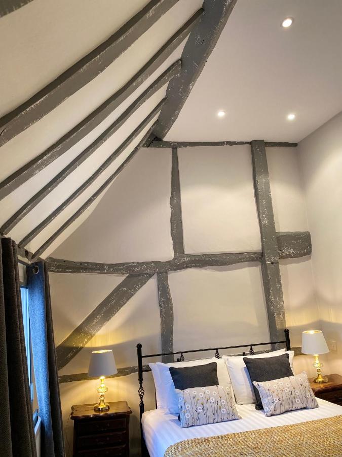 White Hart Hotel 도체스터온템스 외부 사진