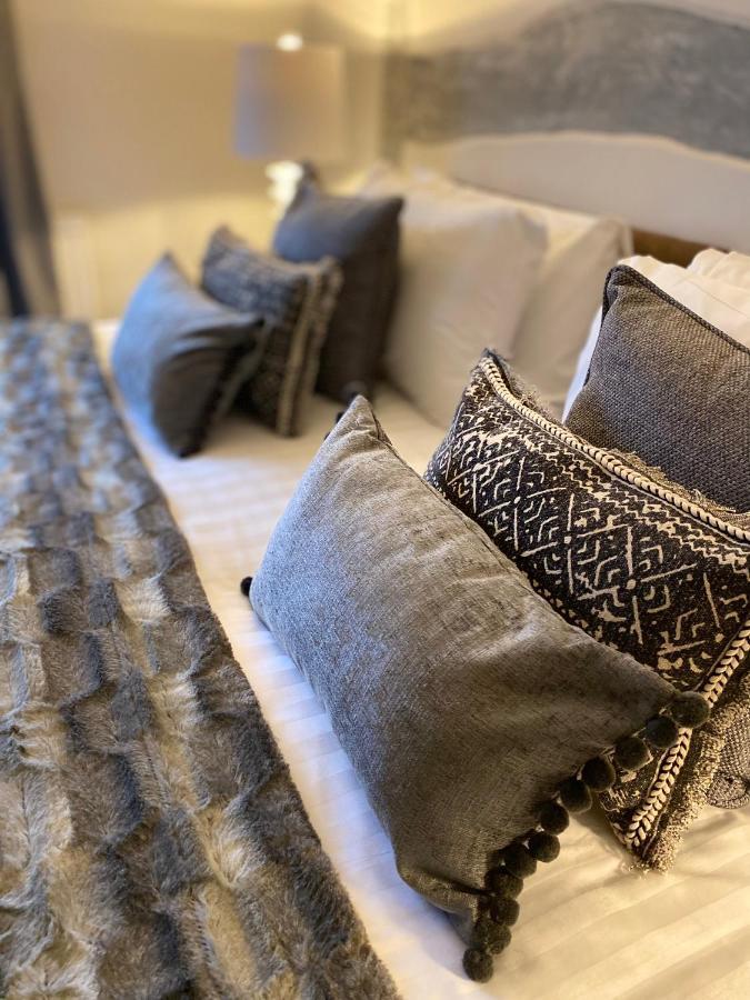 White Hart Hotel 도체스터온템스 외부 사진